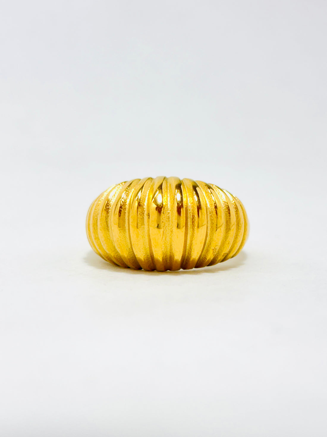 Golden Harmony Ribbed Open-Ended Ring