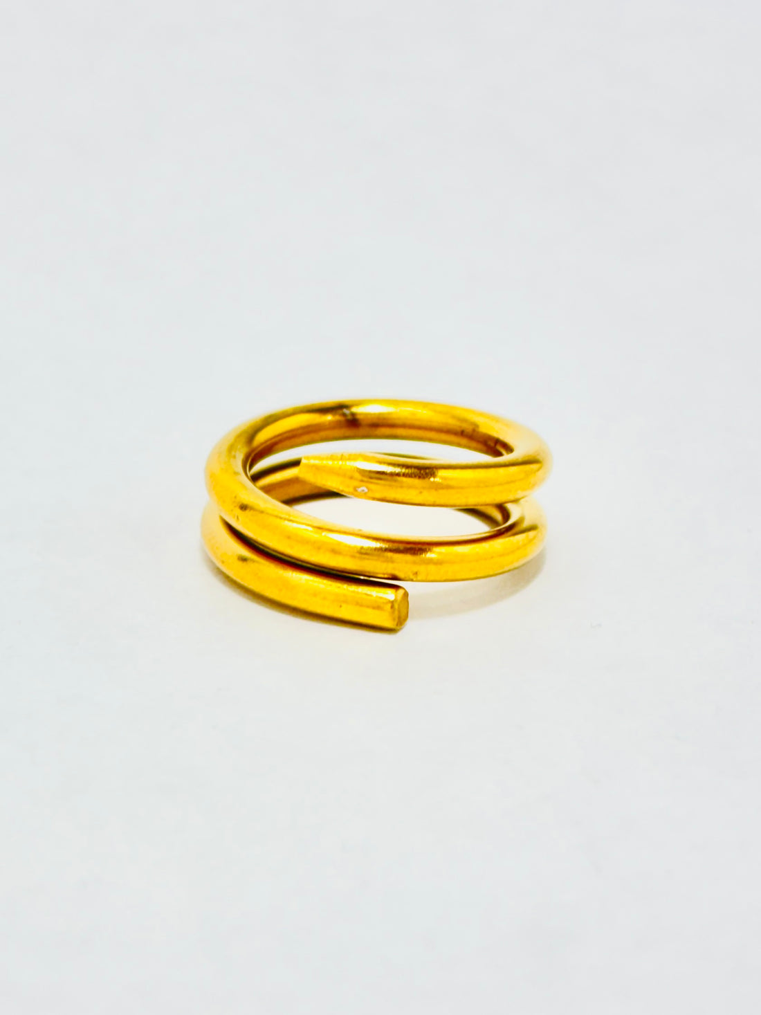 Spiral Elegance Gold Ring
